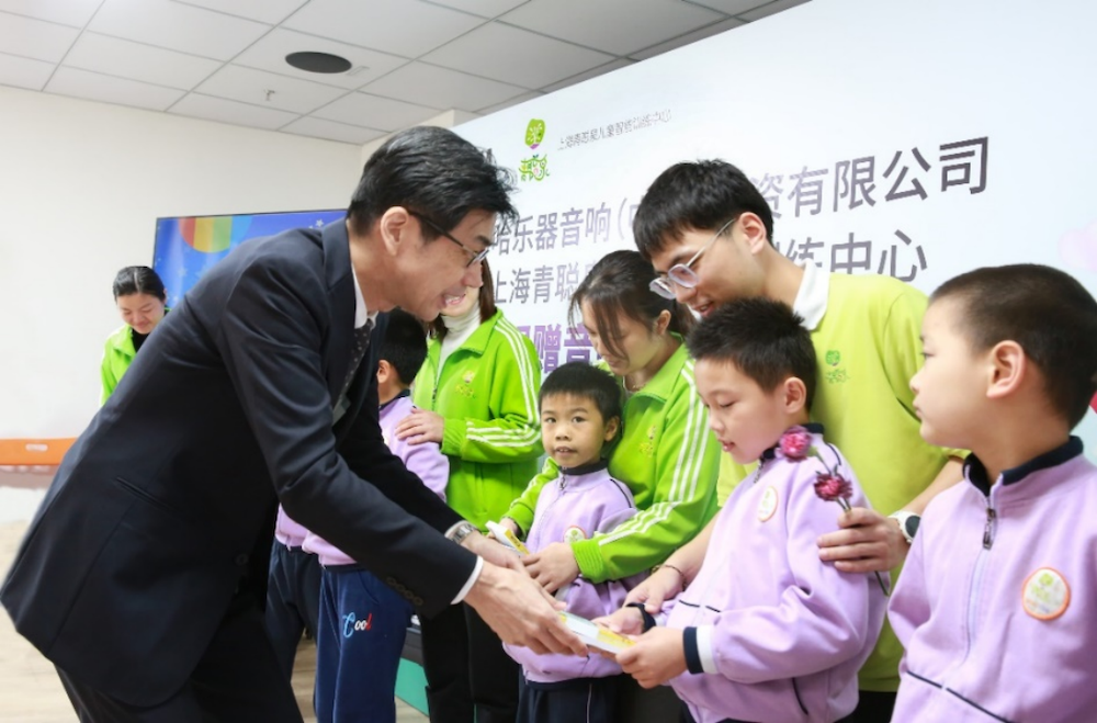 传递音乐，感受爱与温暖——欧博音响捐赠仪式