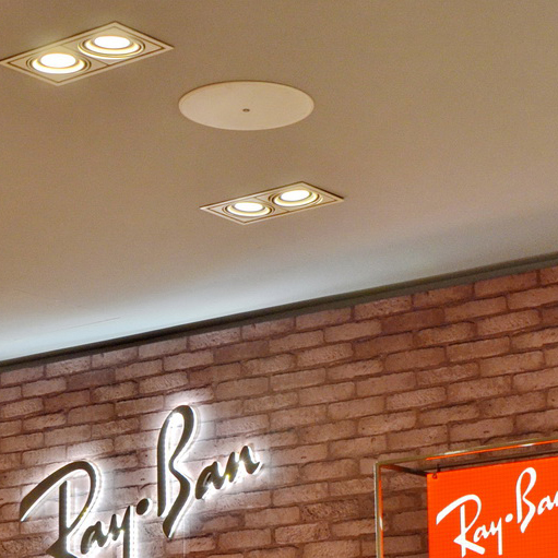 Ray?Ban 宏伊国际广场店——欧博 CIS 商用安装系统的经典应用